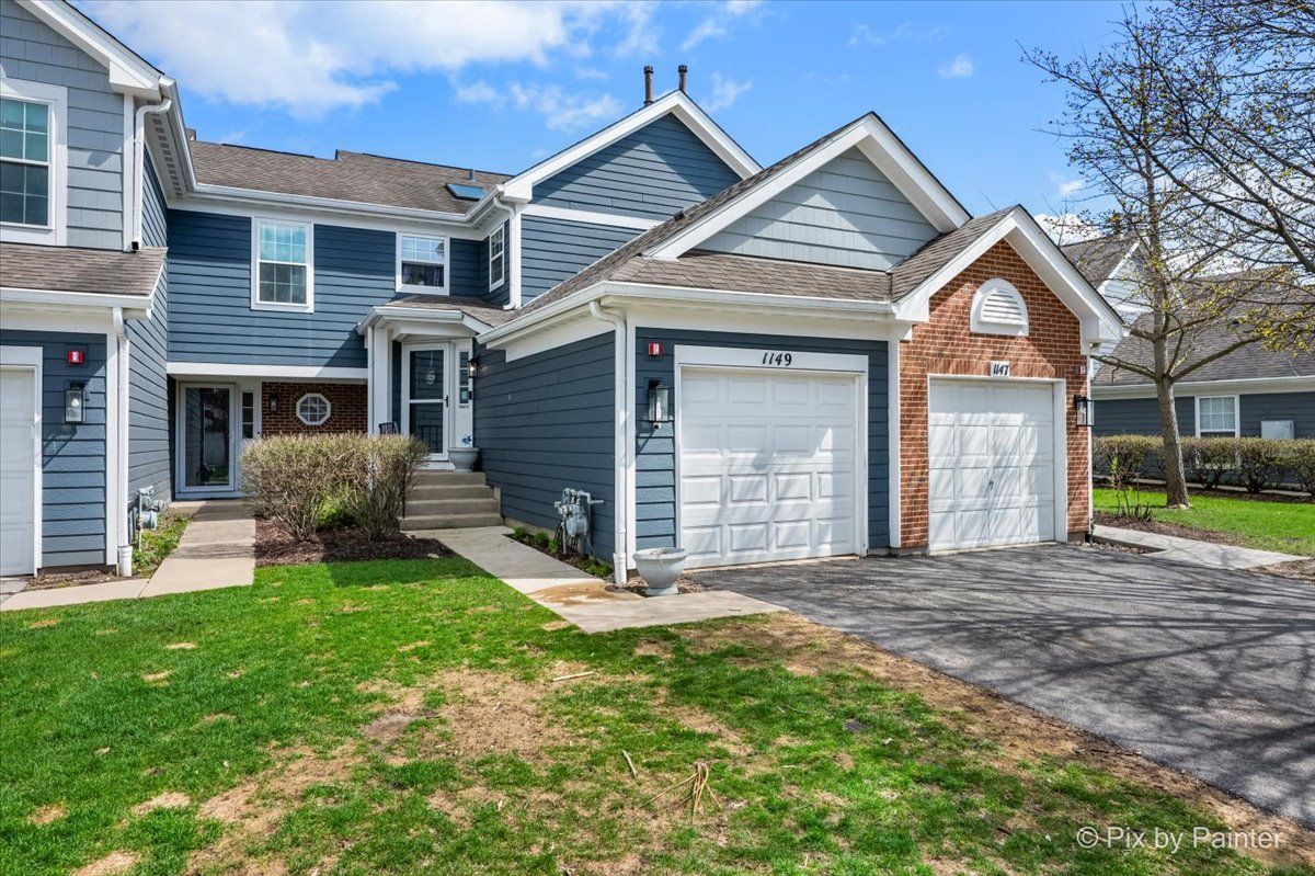1149 Harbor Court #1149 — Glendale Heights, IL 60139