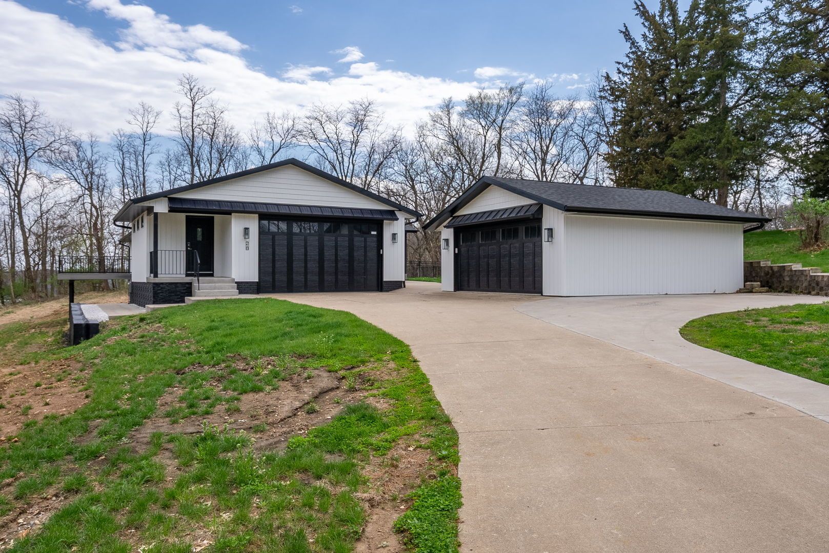 218 Bluff Boulevard — Princeton, IA 52768