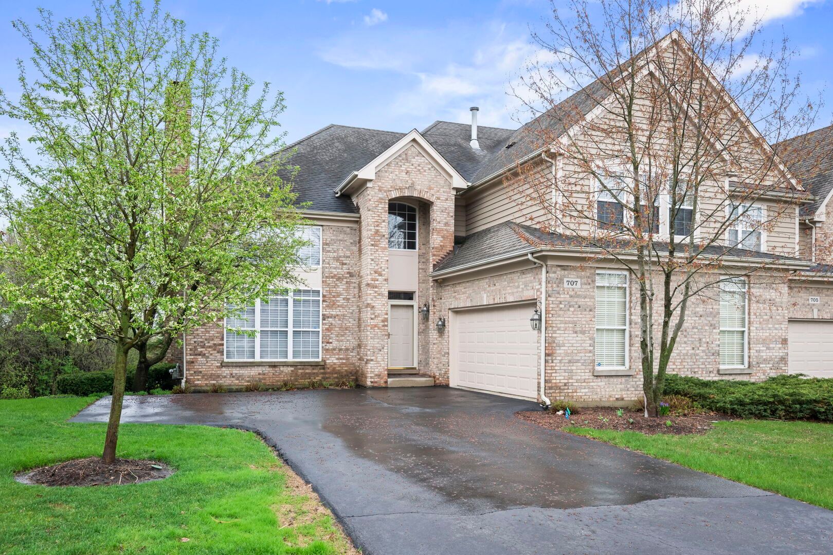 707 Stone Canyon Circle — Inverness, IL 60010
