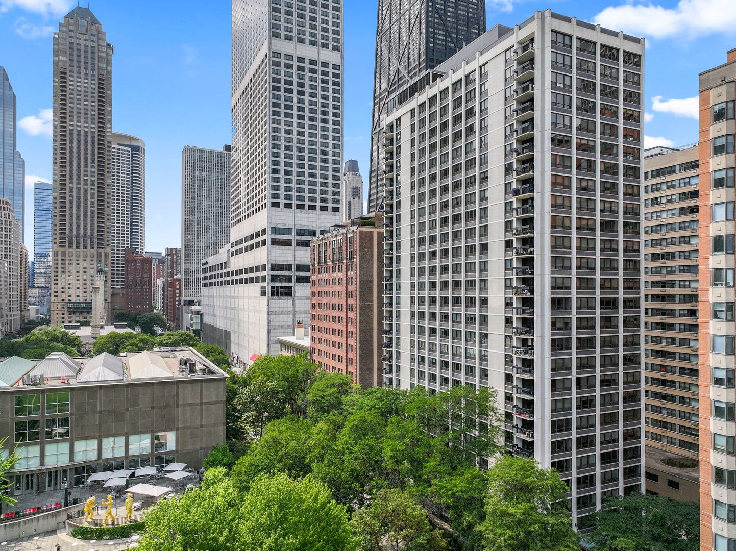 222 E Pearson Street #1706 — Chicago, IL 60611
