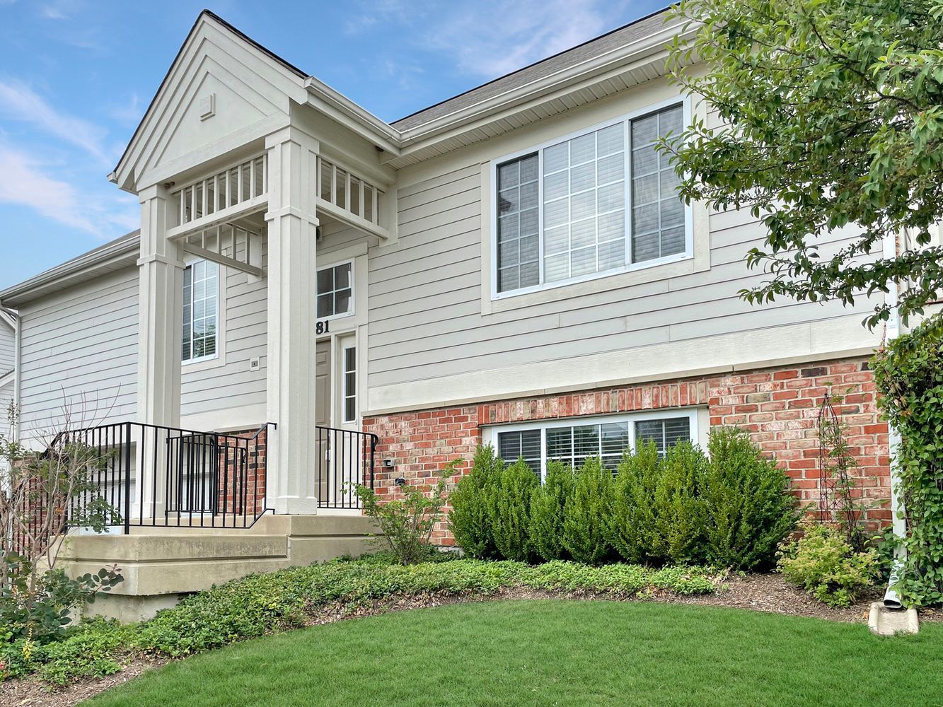 3381 Cameron Drive — Elgin, IL 60124