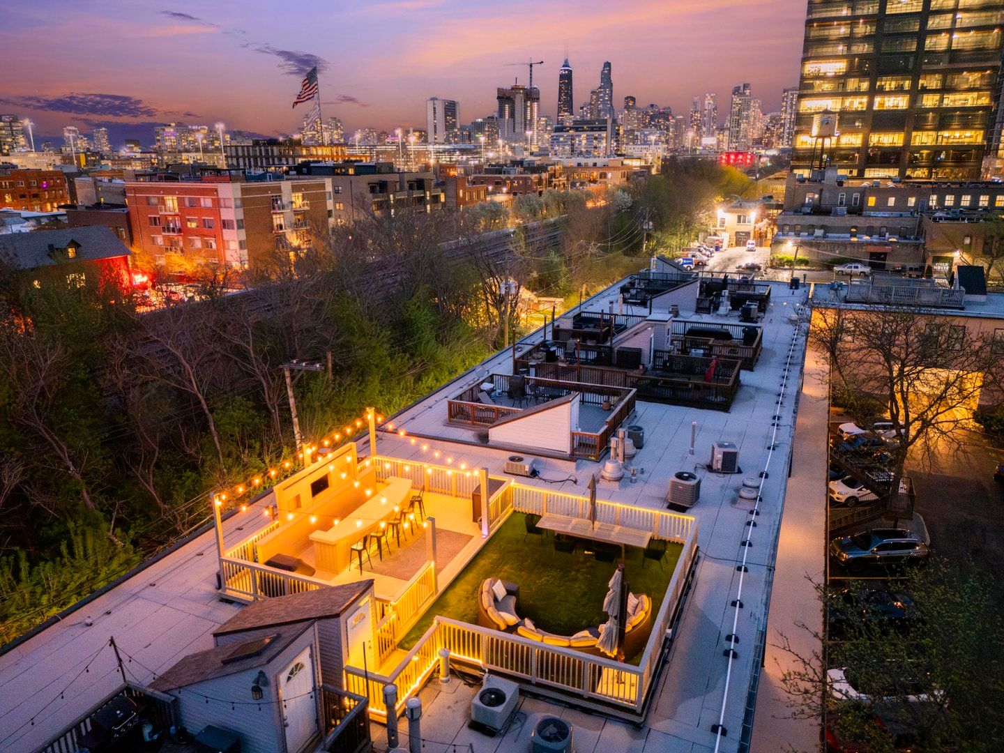 400 N Racine Avenue #219 — Chicago, IL 60642