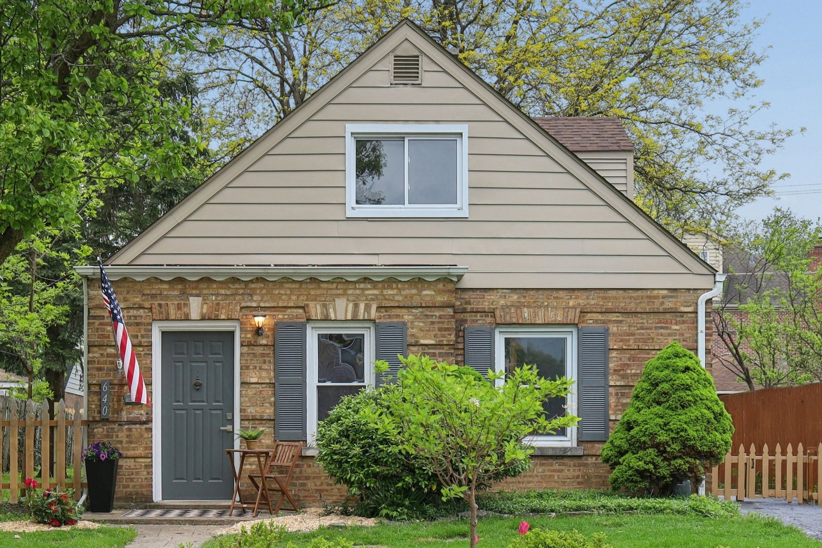 640 8th Avenue — La Grange, IL 60525
