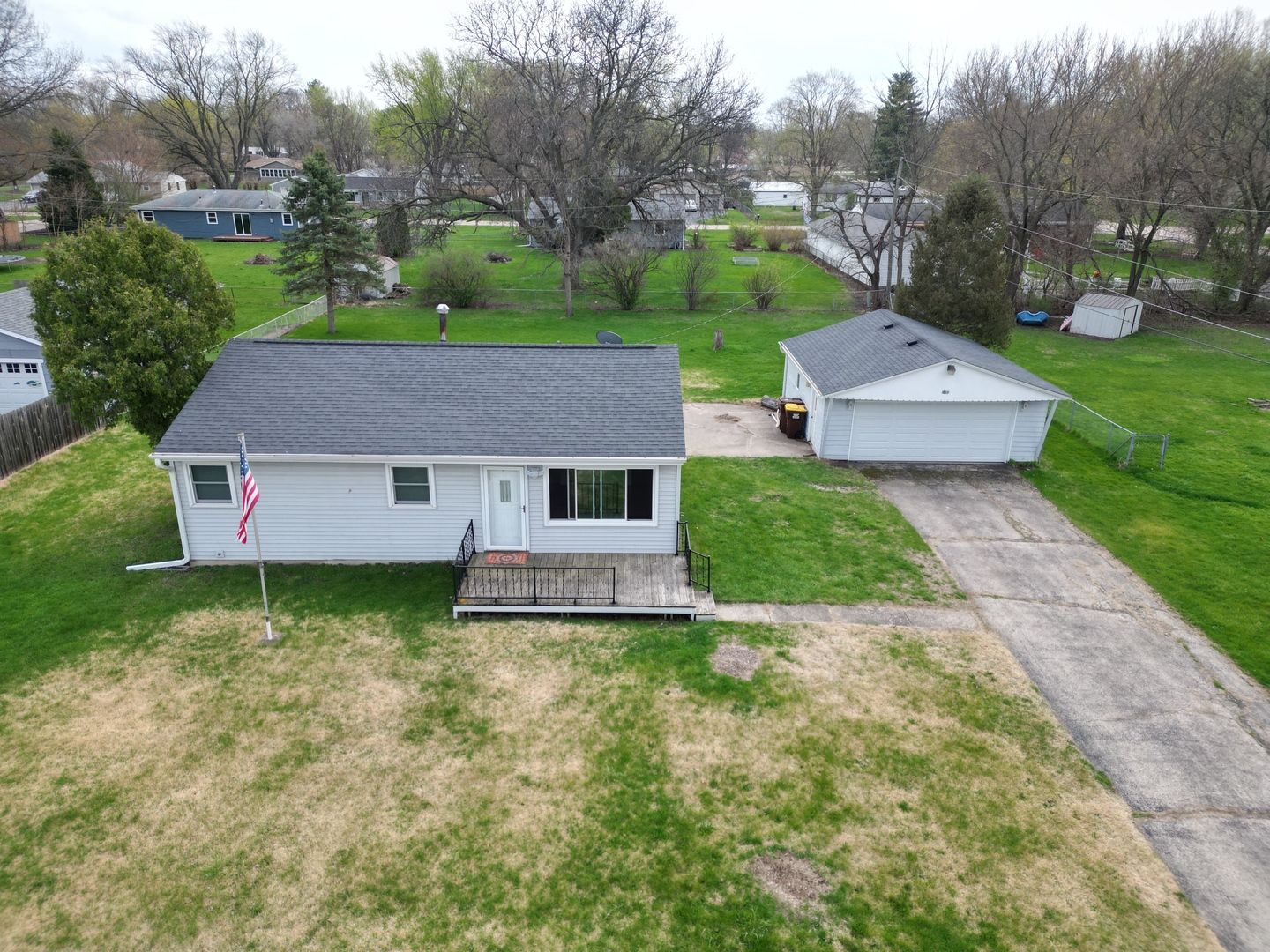 1407 Hackberry Lane — Machesney Park, IL 61115