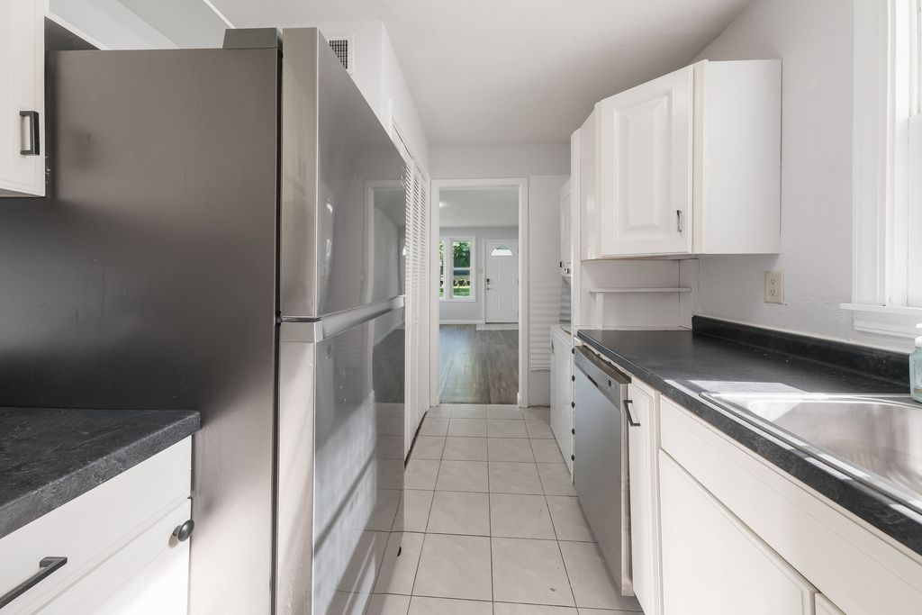 313 E Pembroke Street, Tuscola, IL 61953