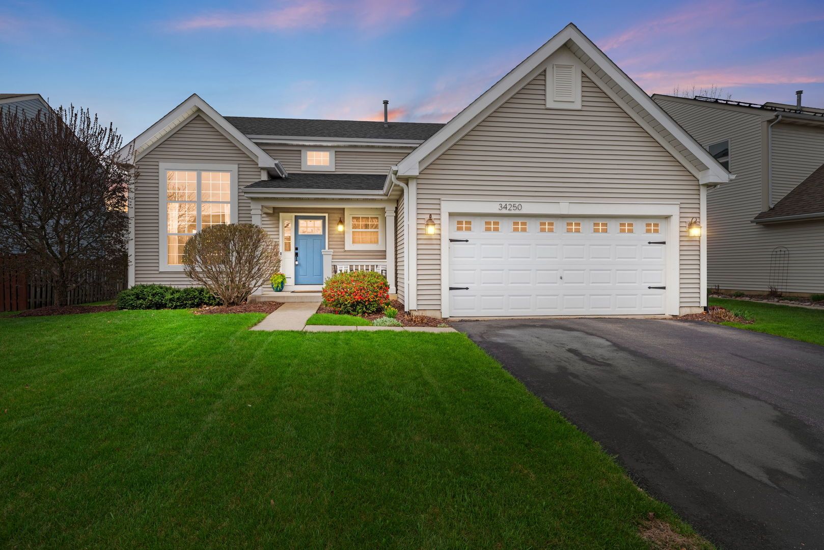 34250 N Wineberry Lane — Round Lake, IL 60073