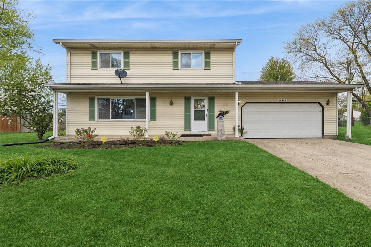 18342 Linda Lane, Gurnee, IL 60031