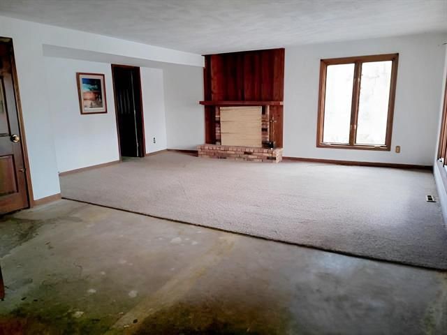 8046 Harvest Hill Drive, Roscoe, IL 61073