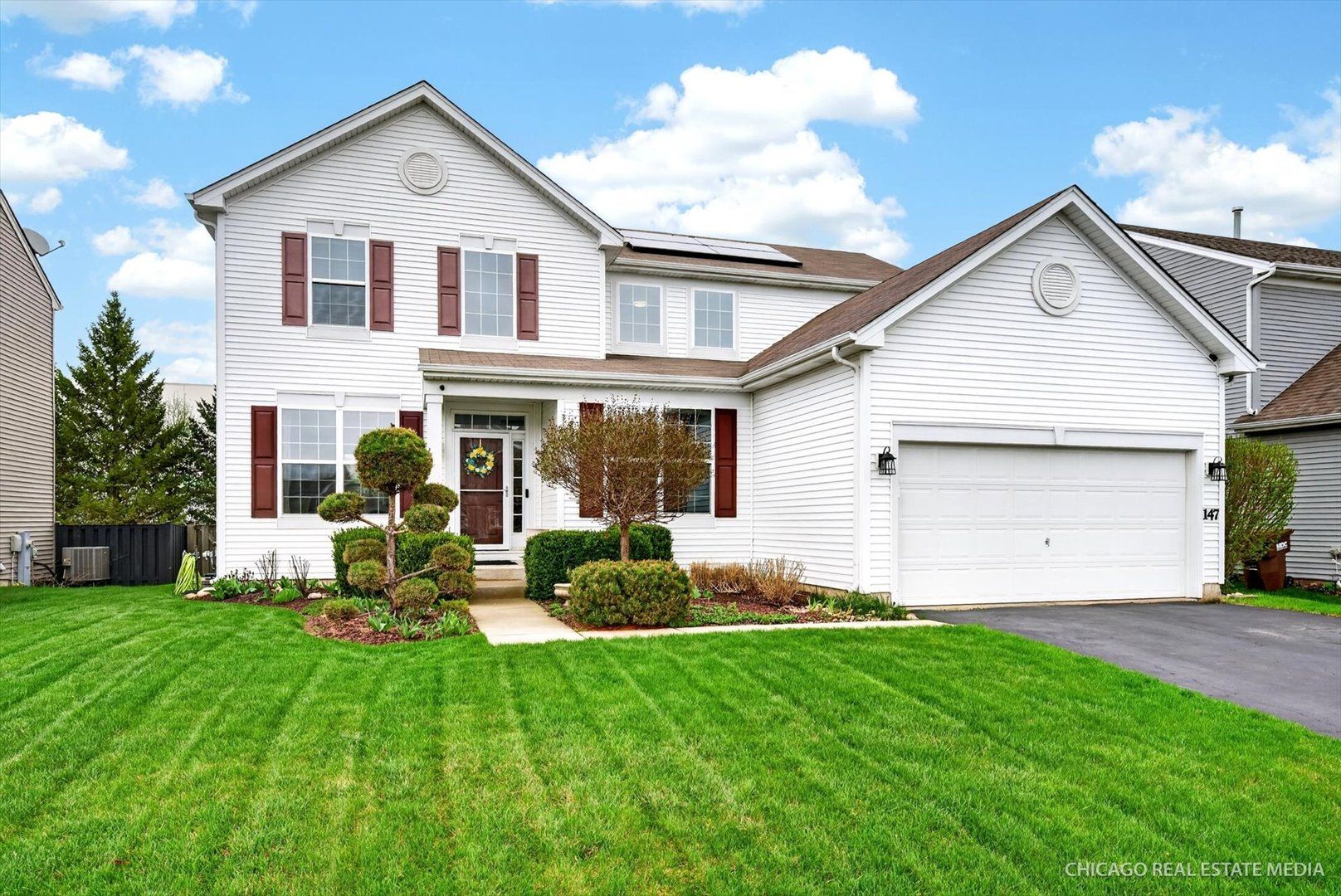 147 Reston Lane — Gilberts, IL 60136