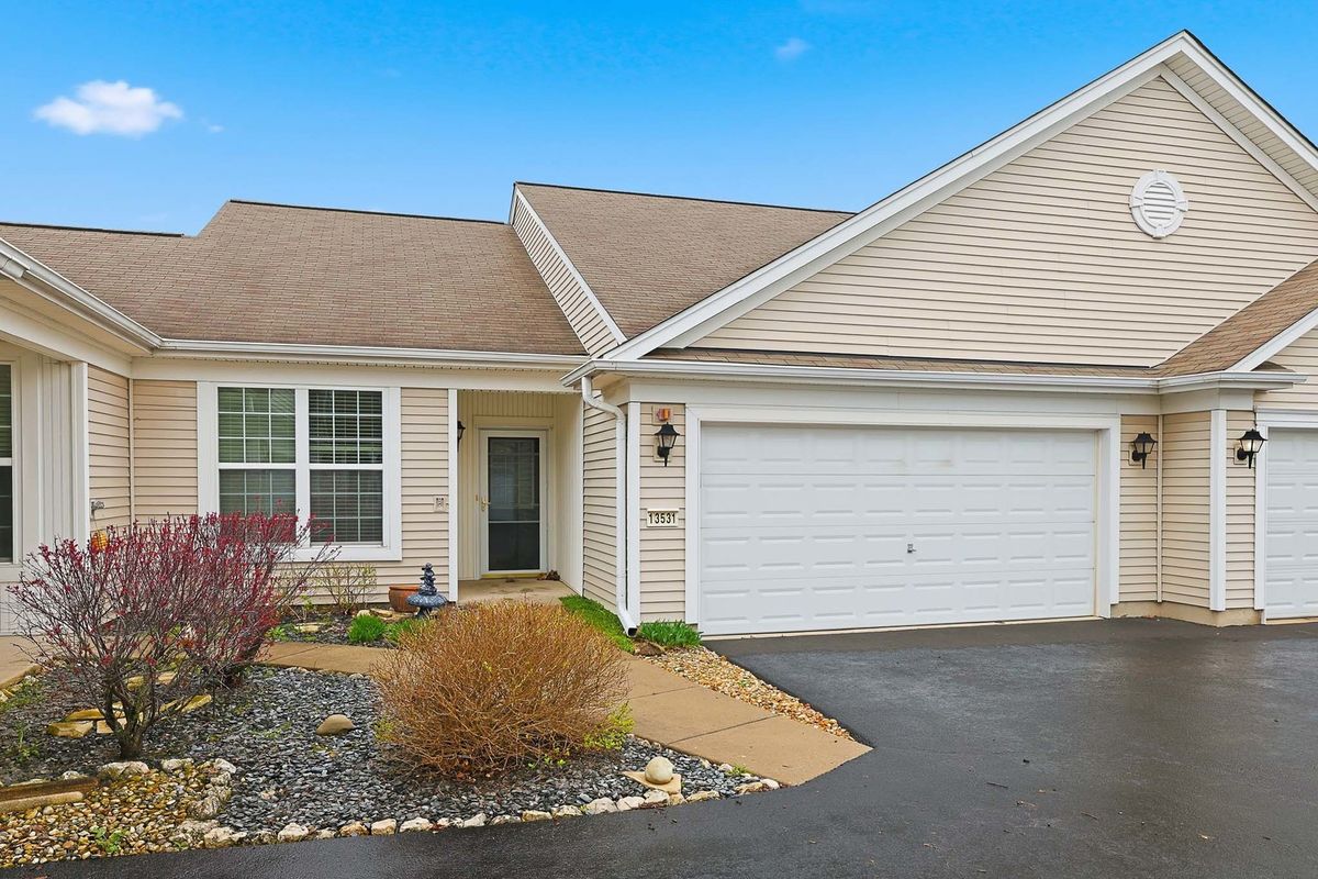 13531 YELLOW PINE Drive, Huntley, IL 60142