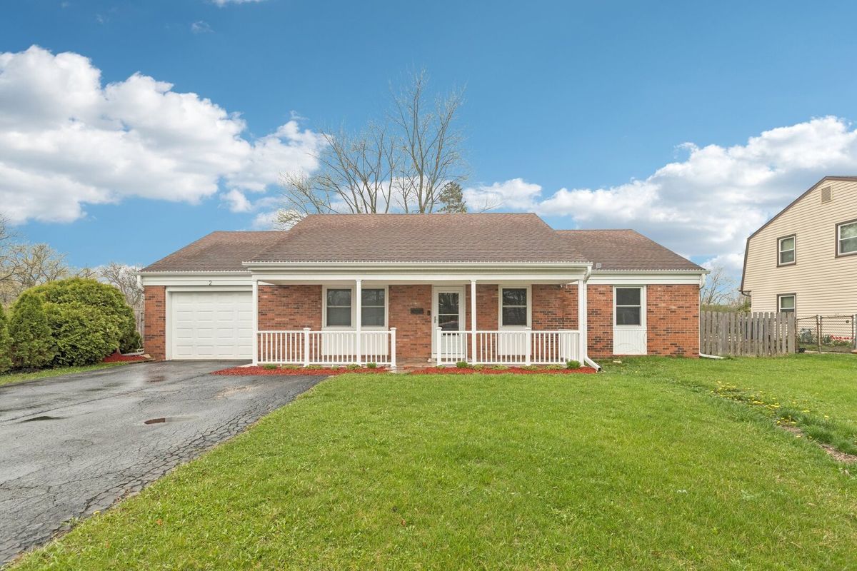 2 Emerson Drive, Schaumburg, IL 60194