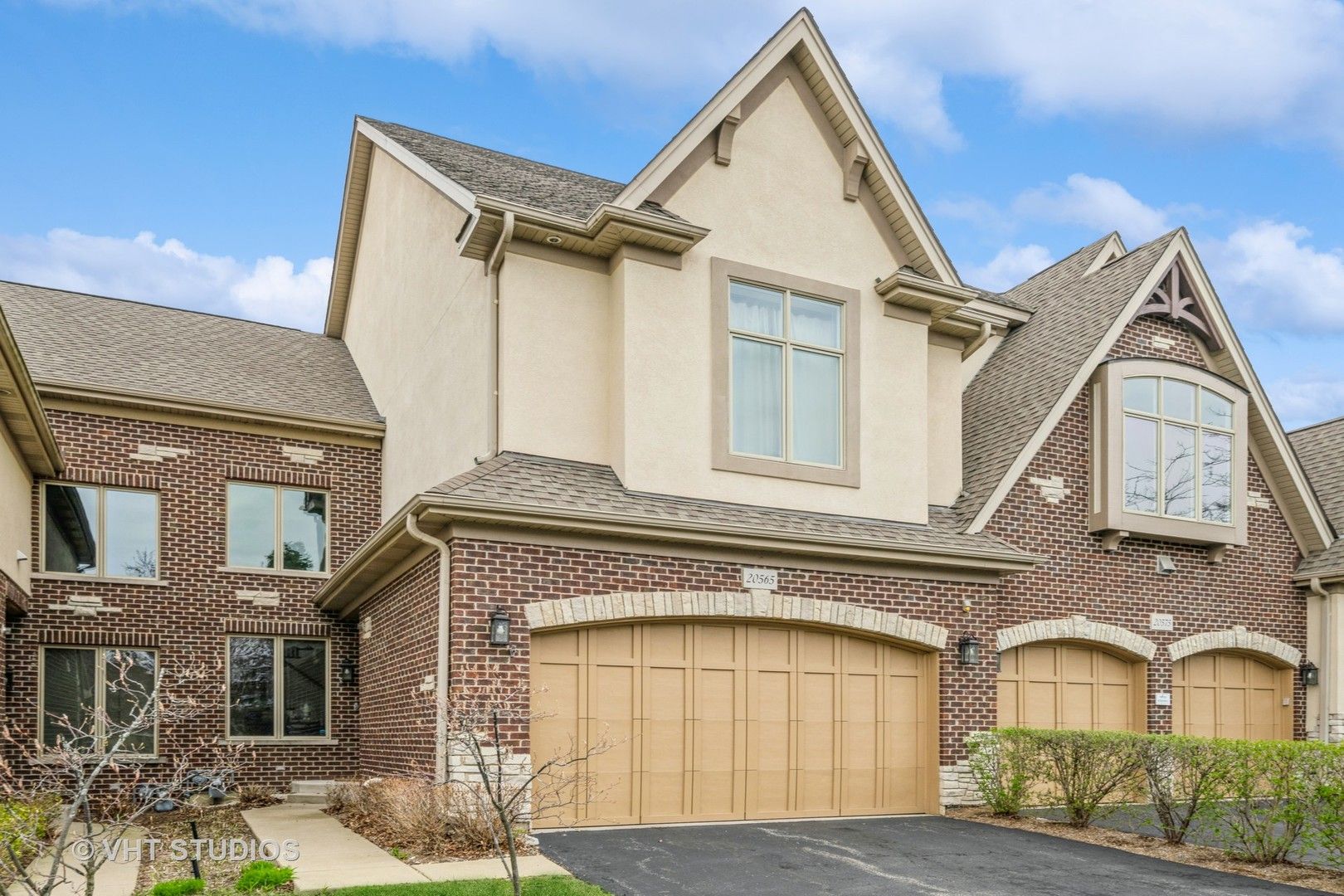 20565 N Westpark Place #6 — Deer Park, IL 60010