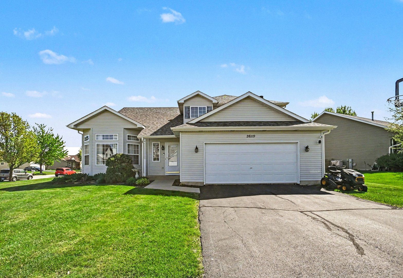 26119 S Bayberry Drive — Channahon, IL 60410