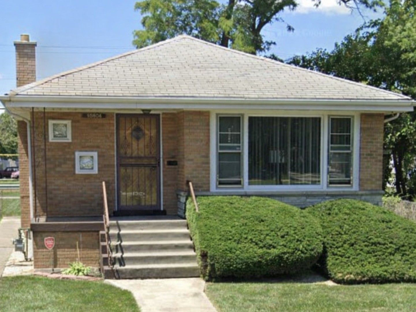 15804 Carse Avenue — Harvey, IL 60426