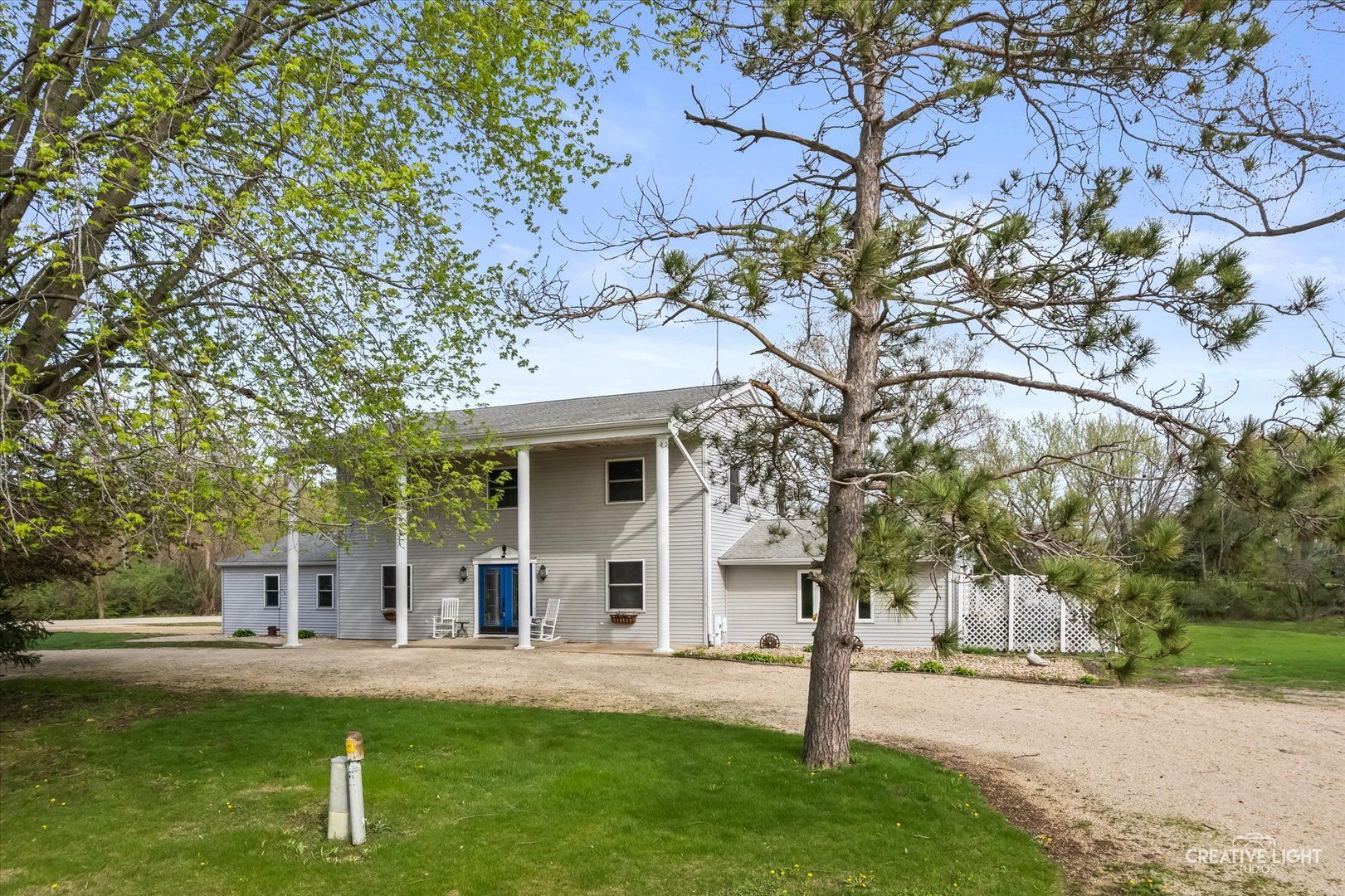 101 Lakeside Drive — Dixon, IL 61021