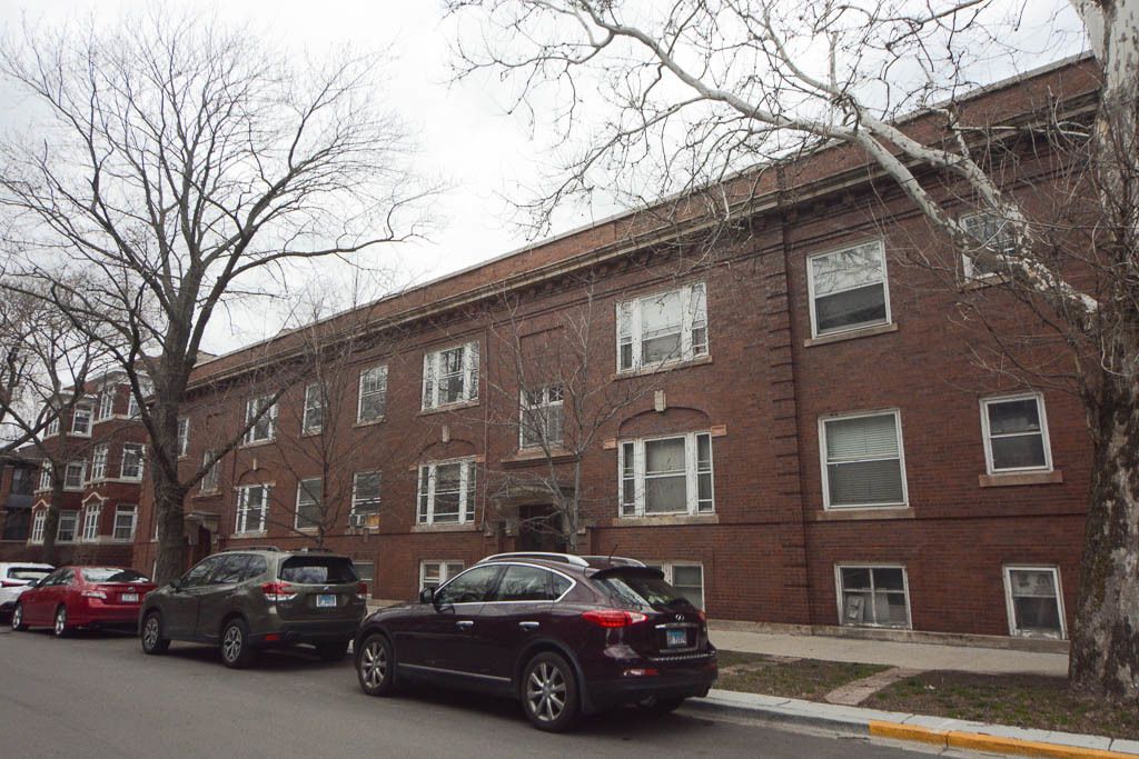 1400 W ROSEMONT Avenue #1 — Chicago, IL 60660