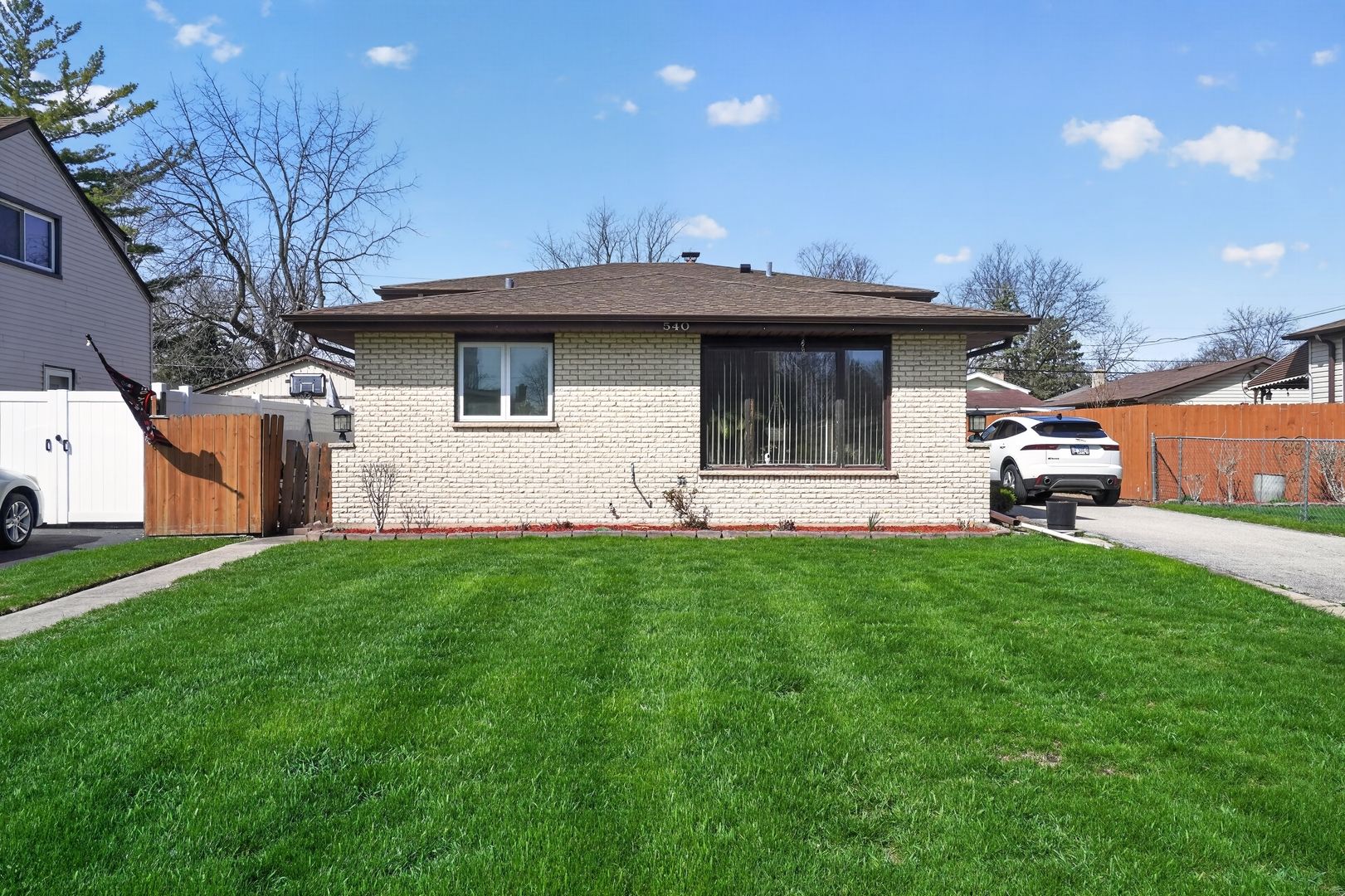 540 N Michigan Avenue — Villa Park, IL 60181