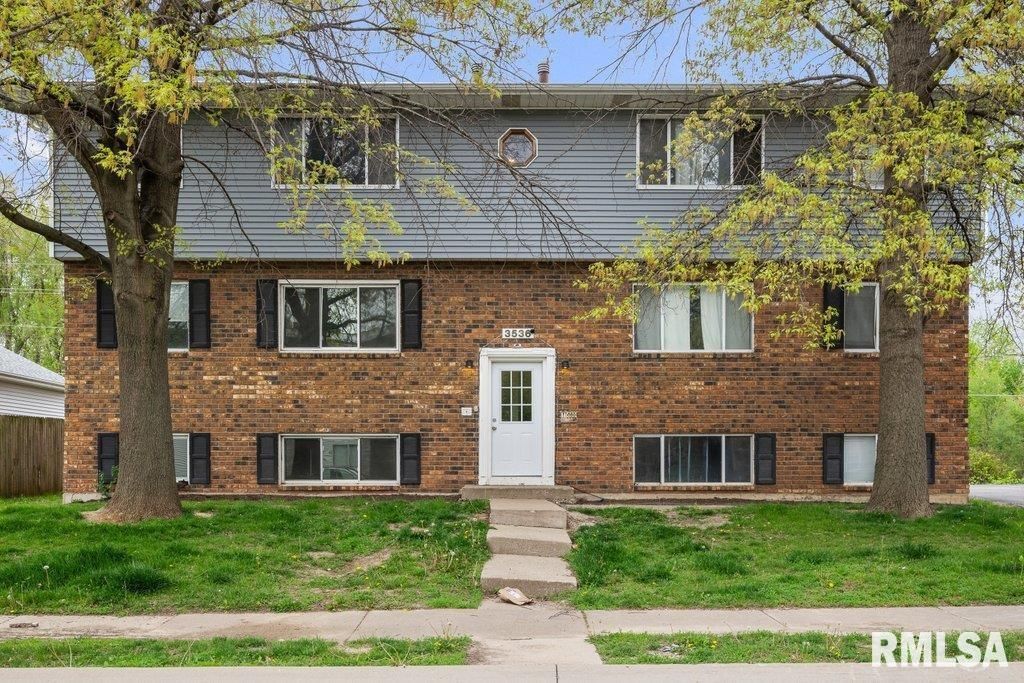 3536 HEATHERTON Drive — Davenport, IA 52804