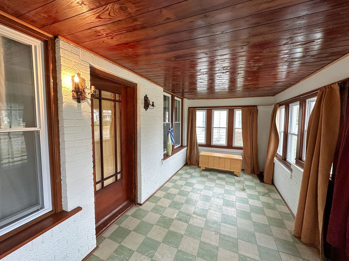 1121 MAIN Street, Streator, IL 61364