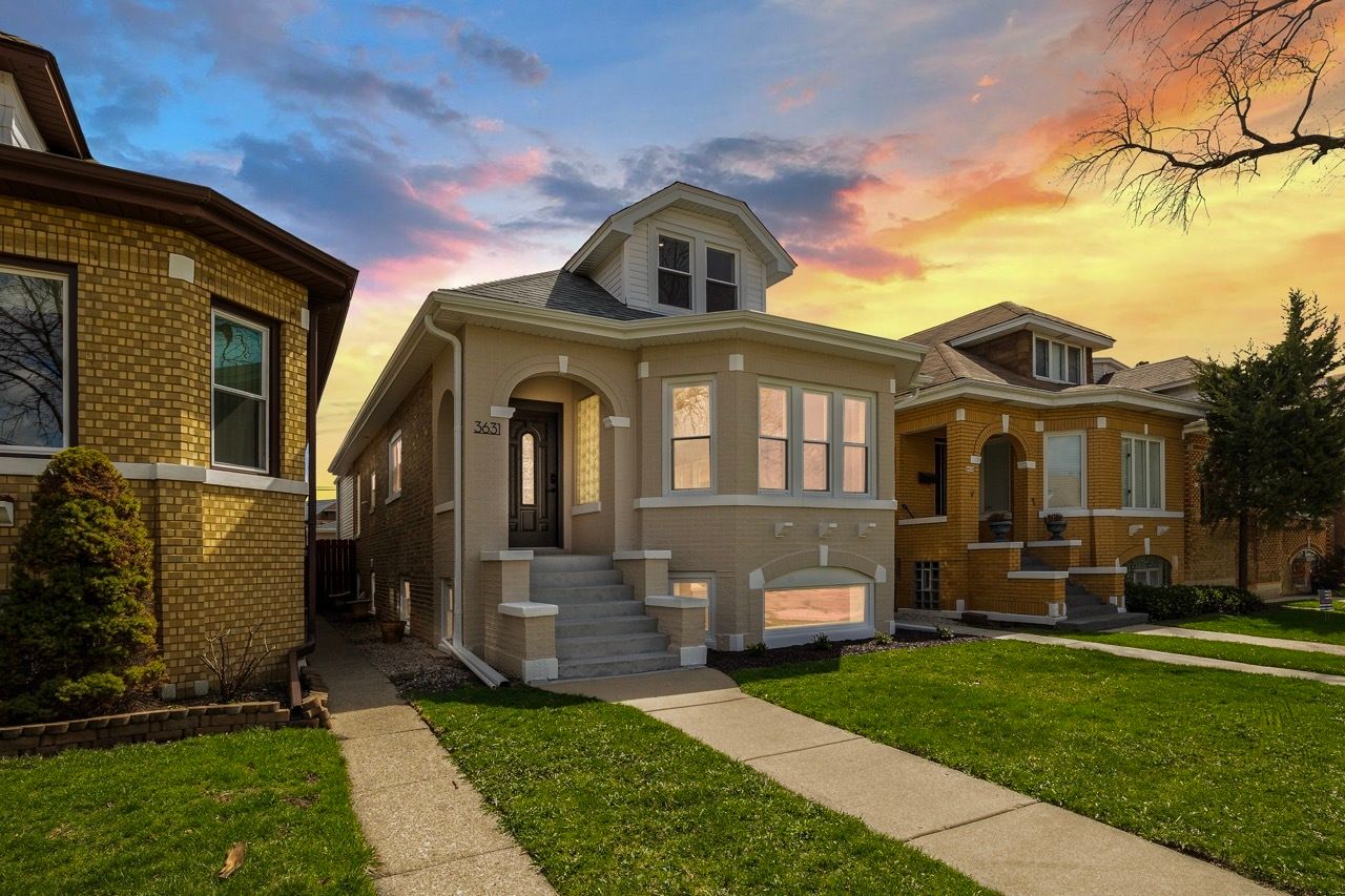 3631 N Sayre Avenue — Chicago, IL 60634