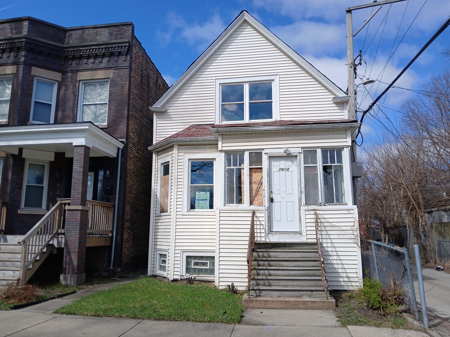 7614 S Dante Avenue — Chicago, IL 60619