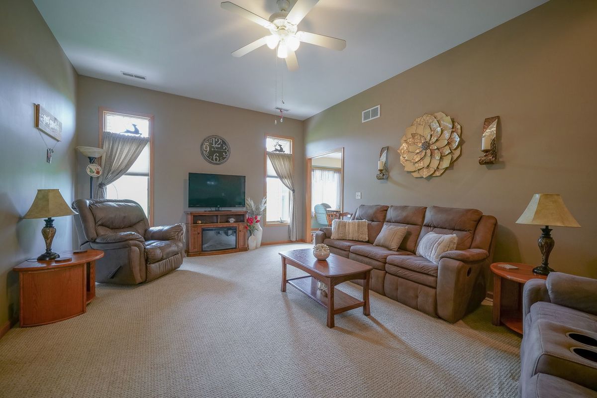 114 Katies Way #114, Mount Morris, IL 61054