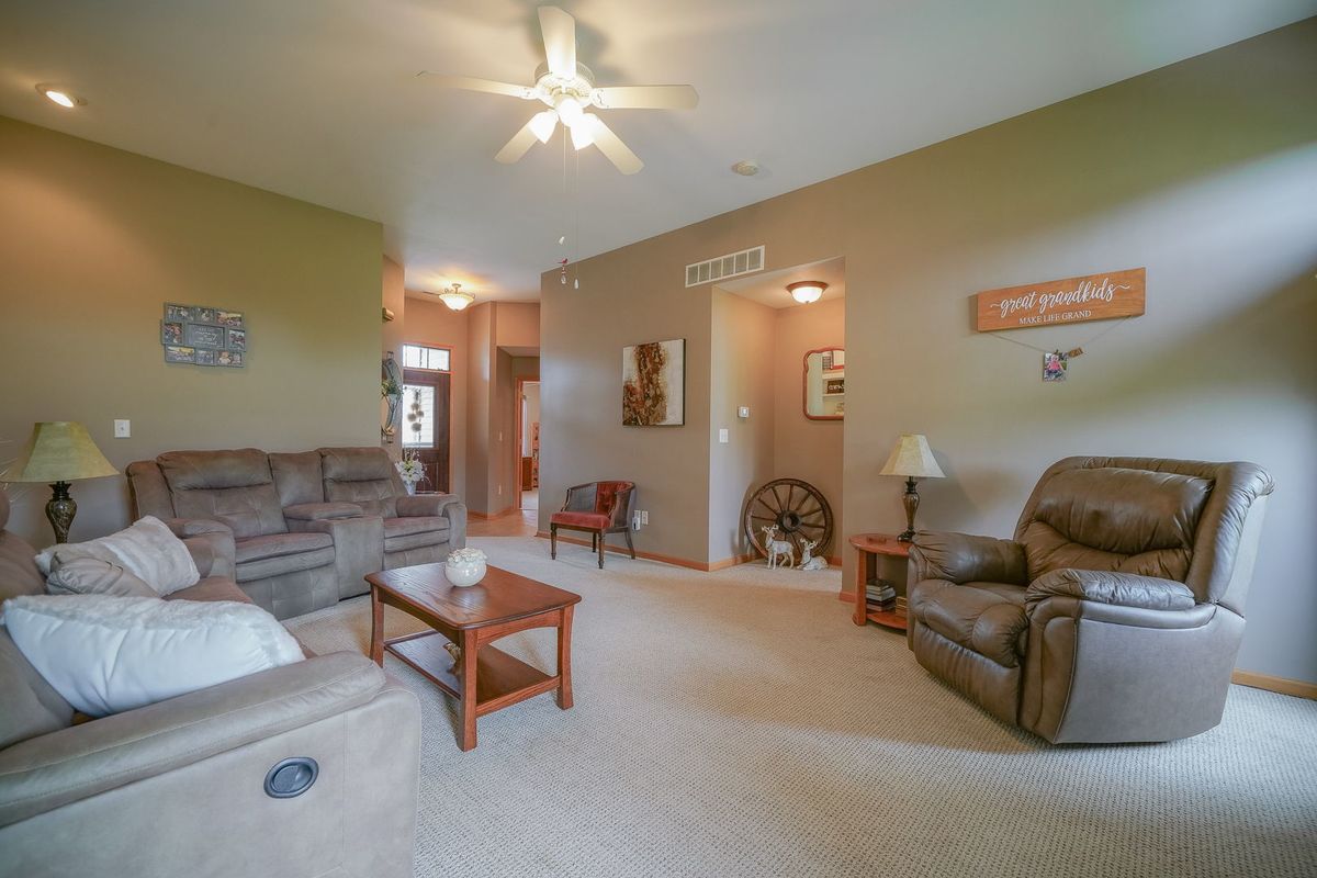 114 Katies Way #114, Mount Morris, IL 61054