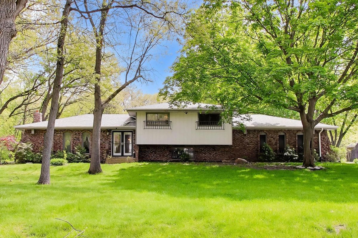 26339 Woodlawn Avenue, Crete, IL 60417