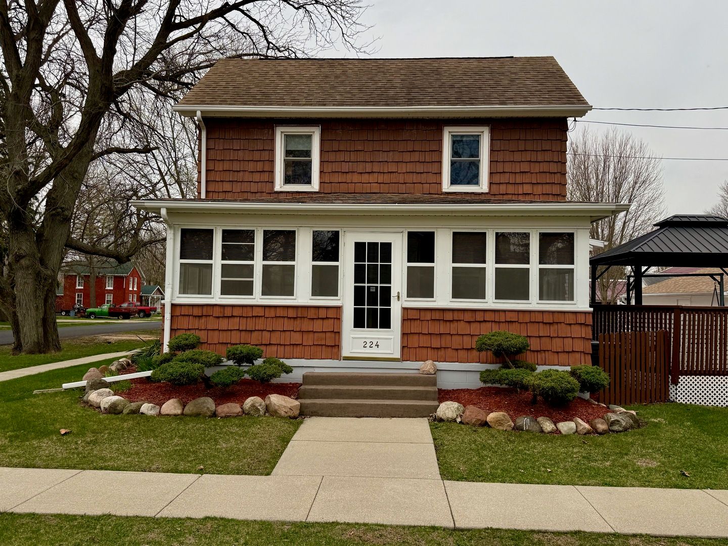 224 E South Street — Franklin Grove, IL 61031