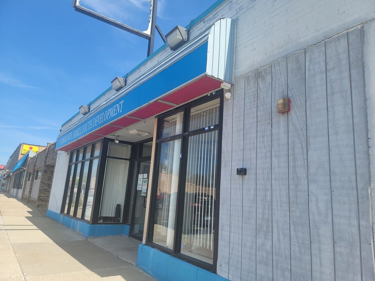 9741 Southwest Highway, Oak Lawn, IL 60453