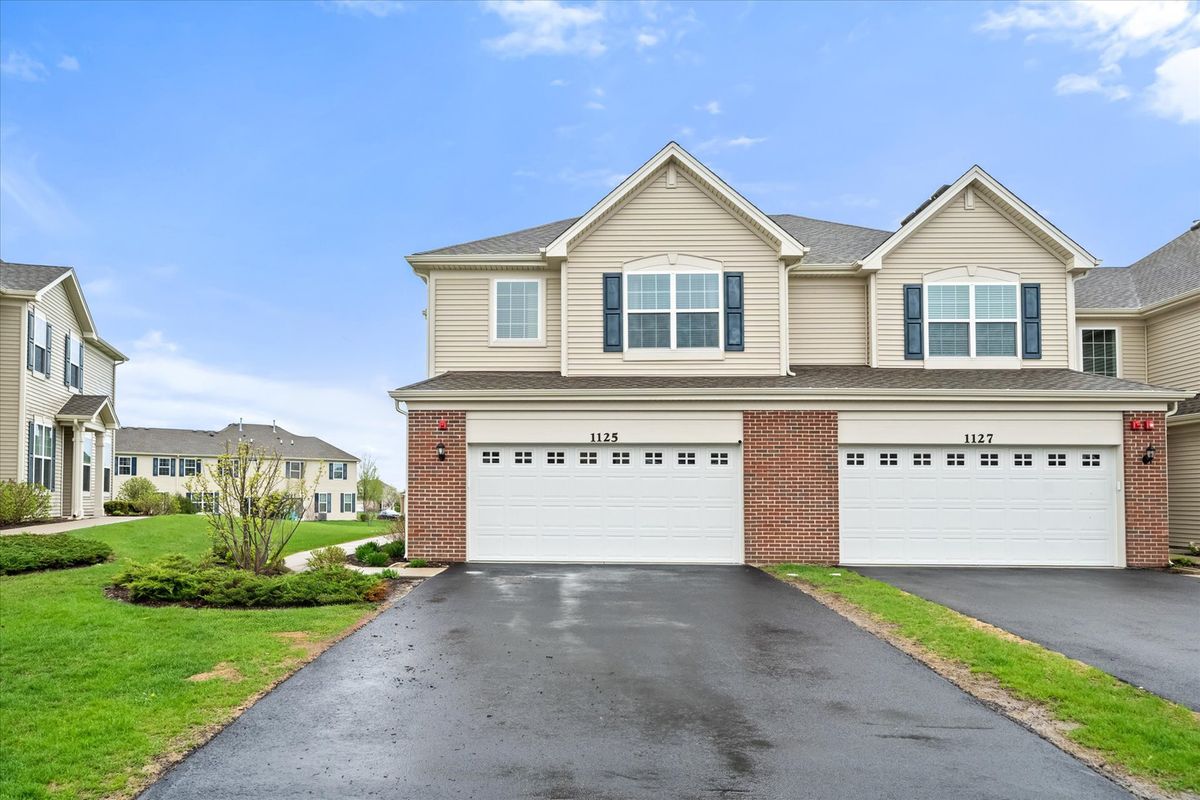 1125 Hawk Hollow Drive, Yorkville, IL 60560