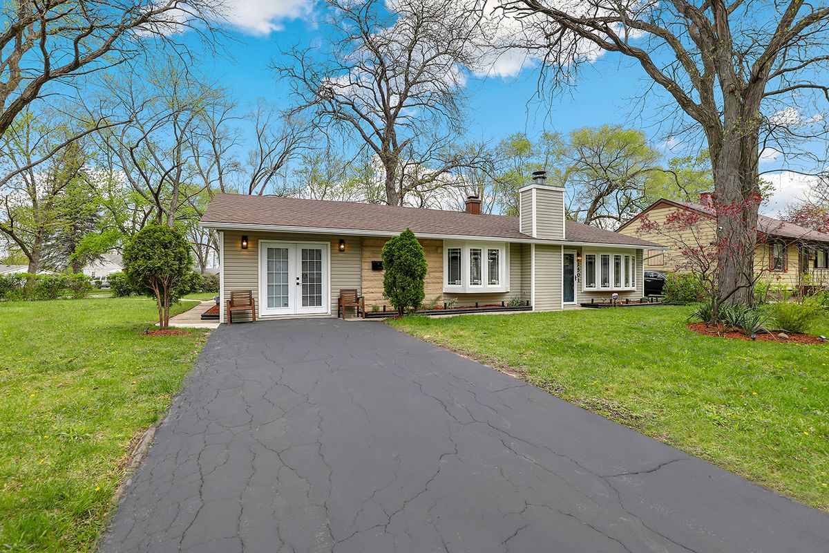 2501 Orion Avenue, Sauk Village, IL 60411