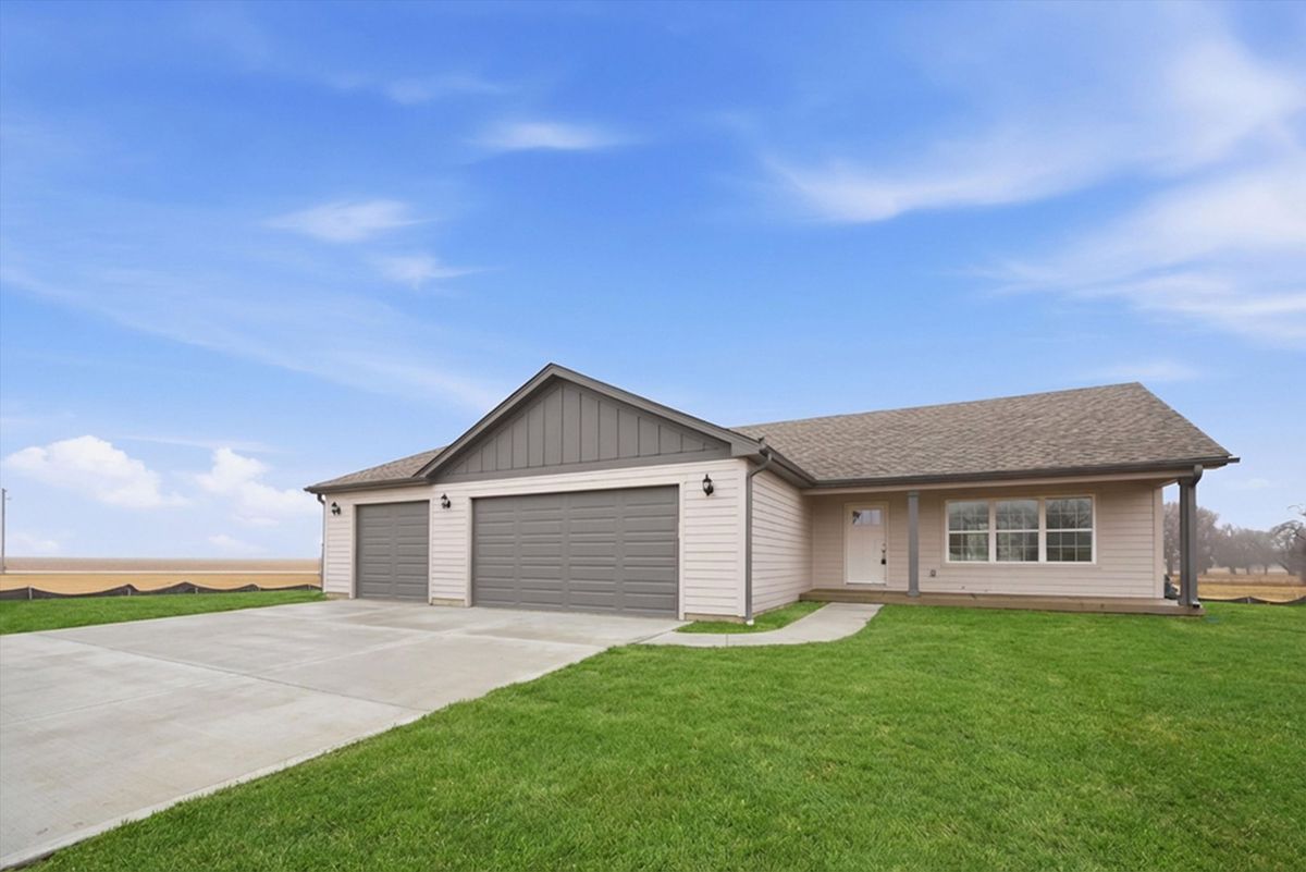 477 Emma Drive, Manteno, IL 60950