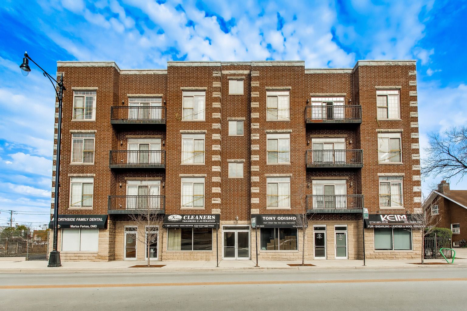 5321 N Lincoln Avenue #3E — Chicago, IL 60625