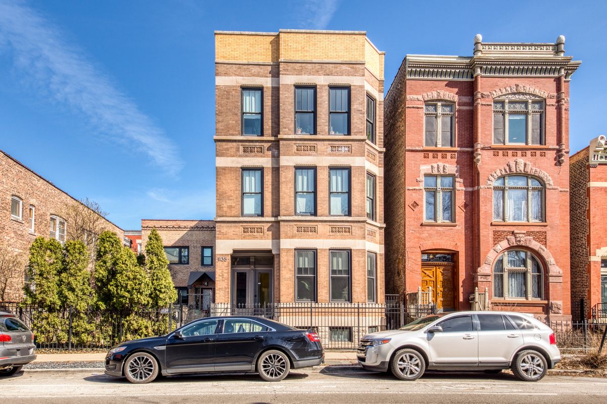 1135 Damen Avenue, Chicago, IL 60622