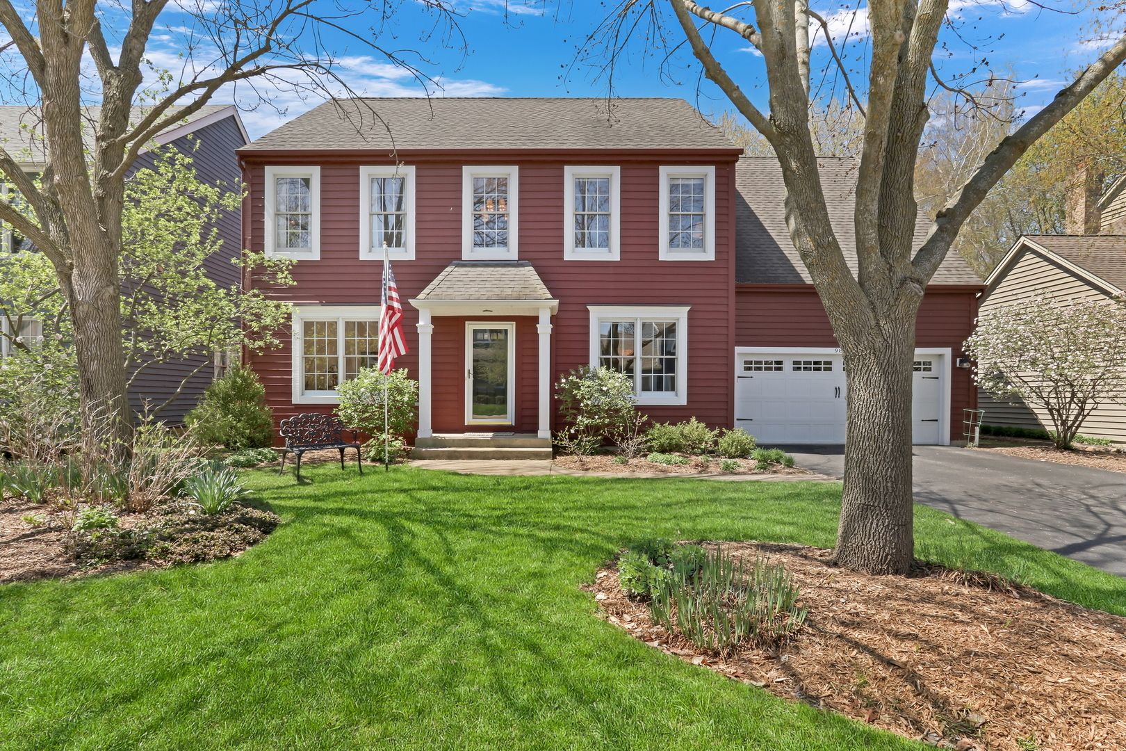 983 Mount Vernon Drive — Grayslake, IL 60030