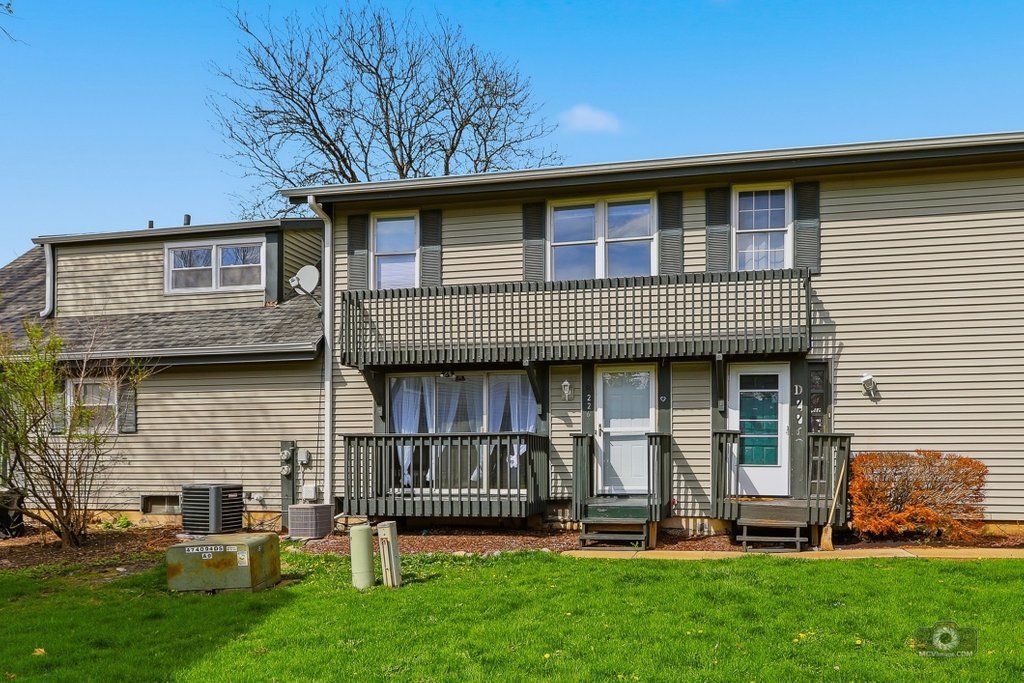 226 Elkhorn Court, Bolingbrook, IL 60440