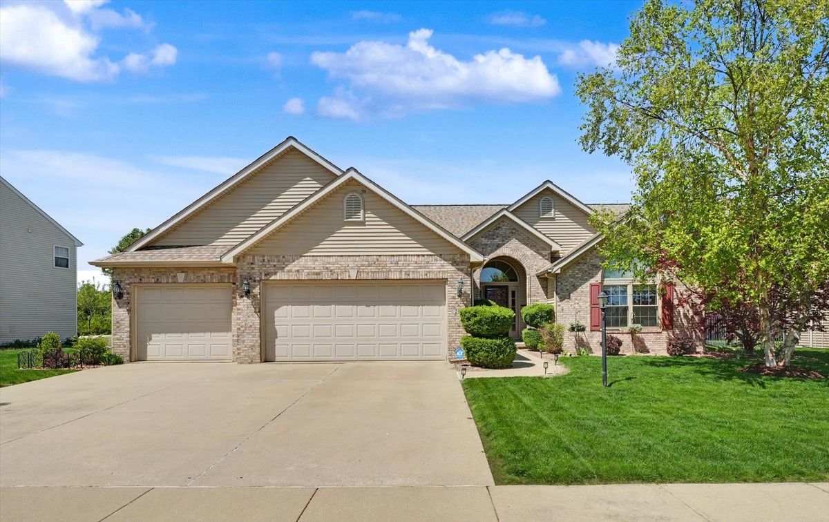 2110 Amber Lane, Urbana, IL 61802