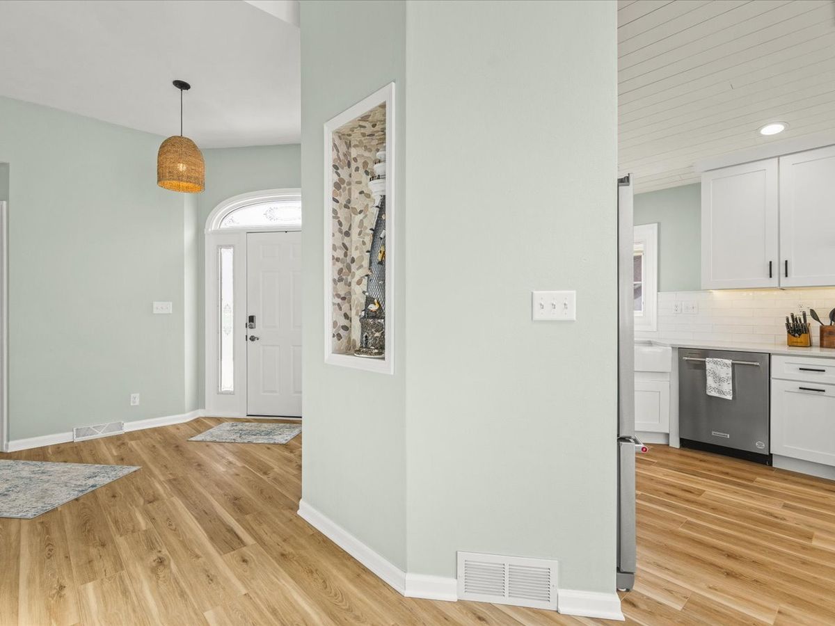 847 Breckenboro Road, Davis, IL 61019