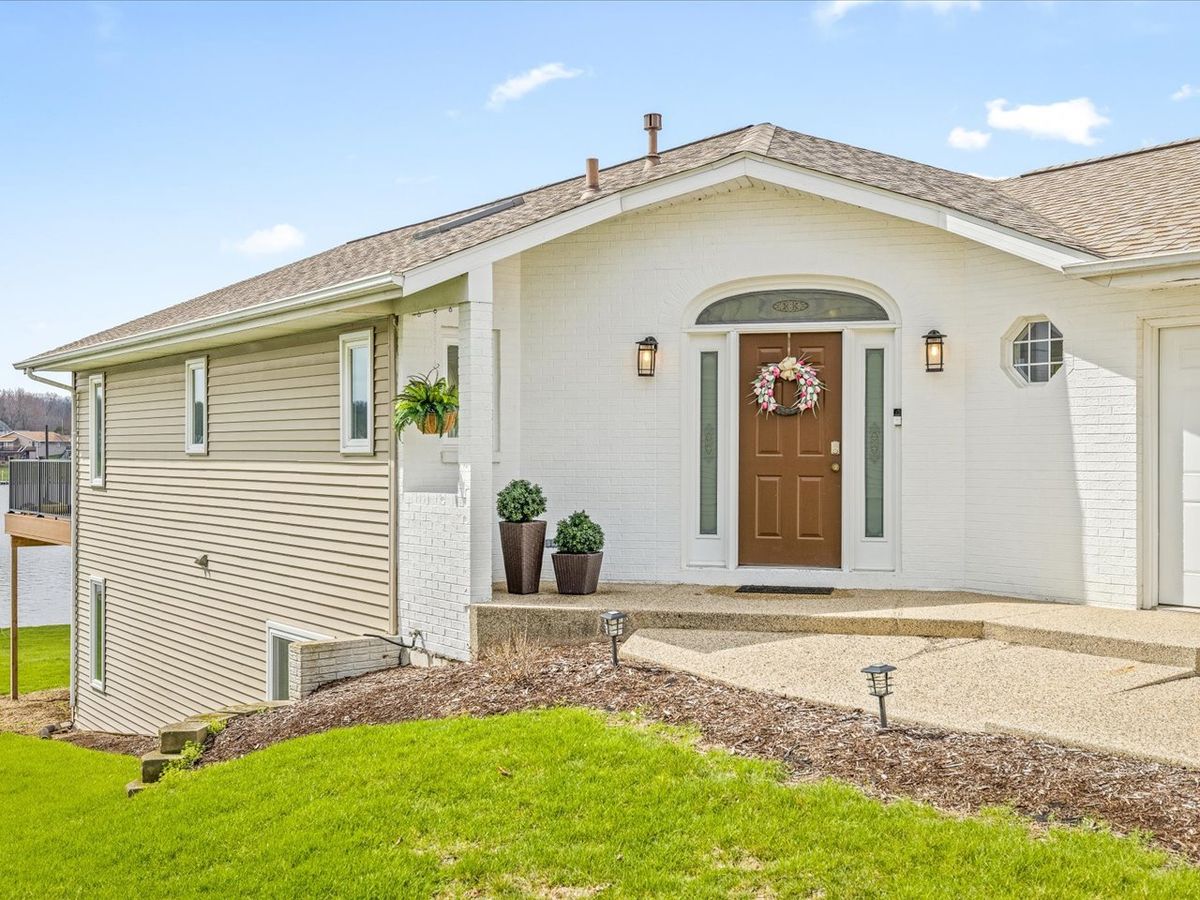 847 Breckenboro Road, Davis, IL 61019