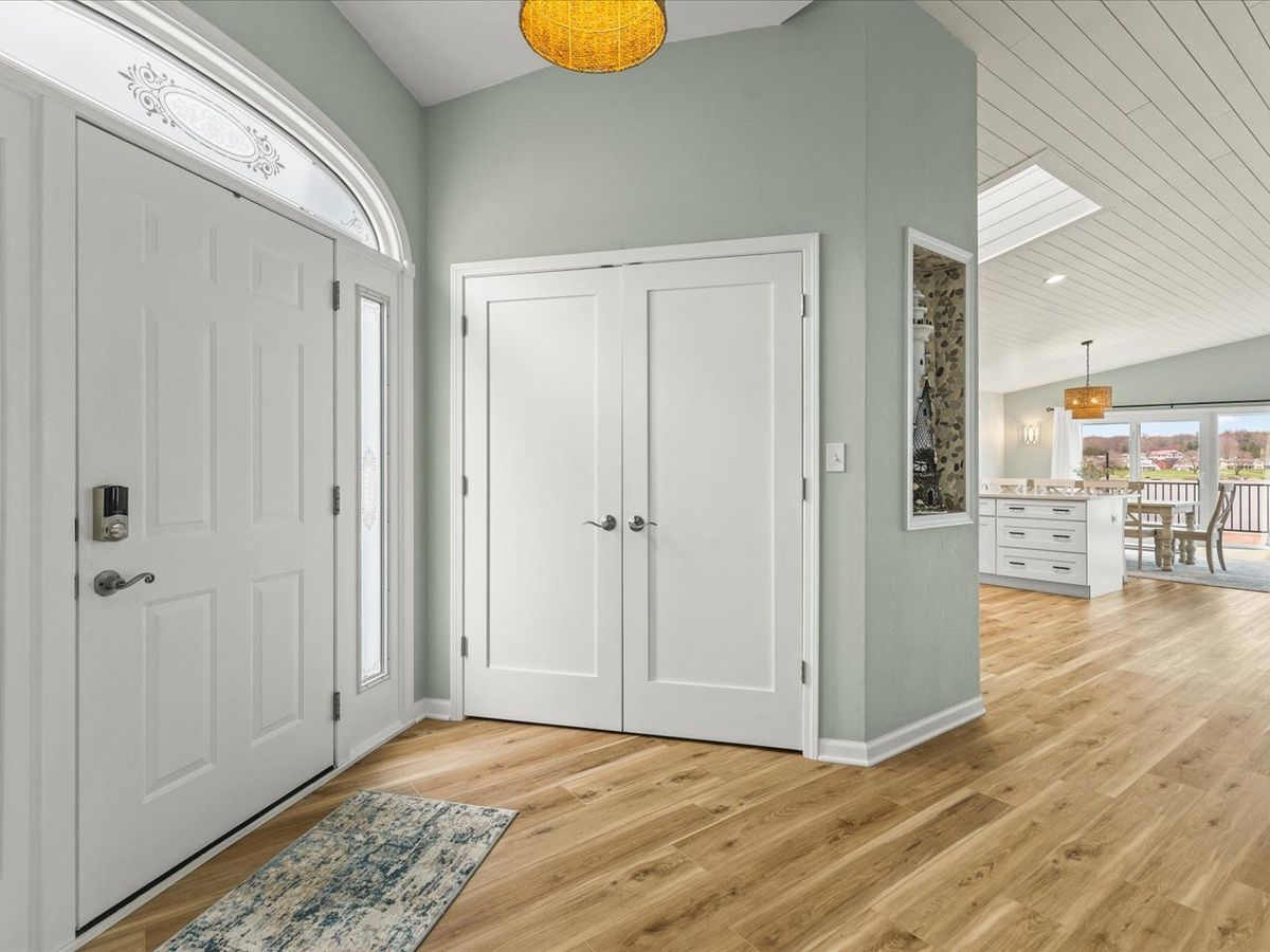 847 Breckenboro Road, Davis, IL 61019