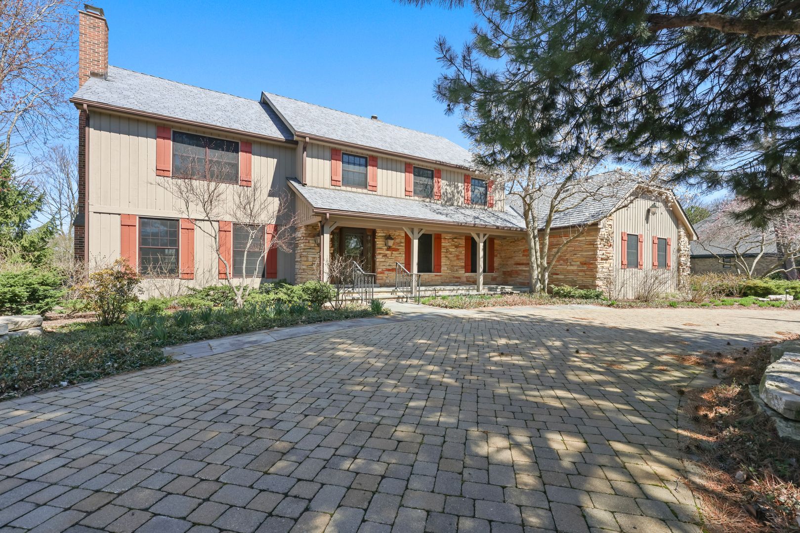 4143 Three Lakes Court — Long Grove, IL 60047