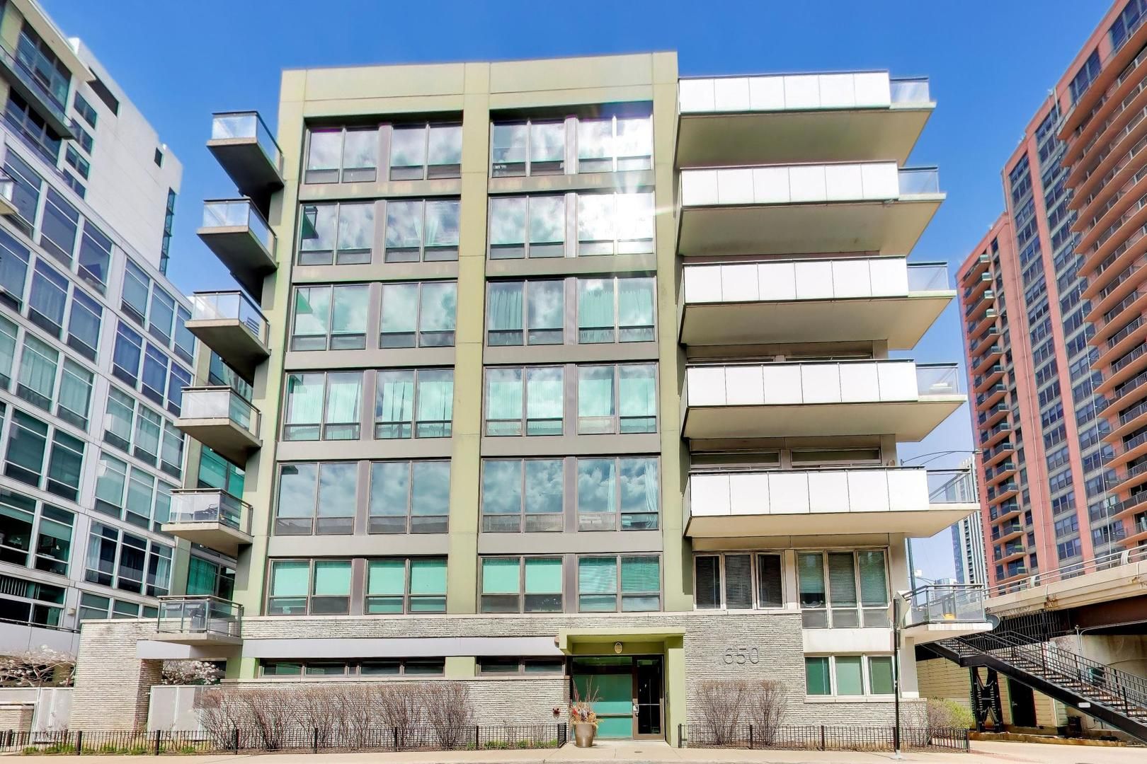 650 W WAYMAN Street #404C — Chicago, IL 60661