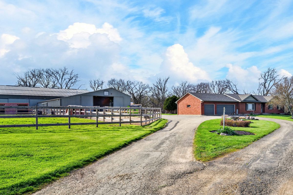 1513 Deerpass Road, Marengo, IL 60152