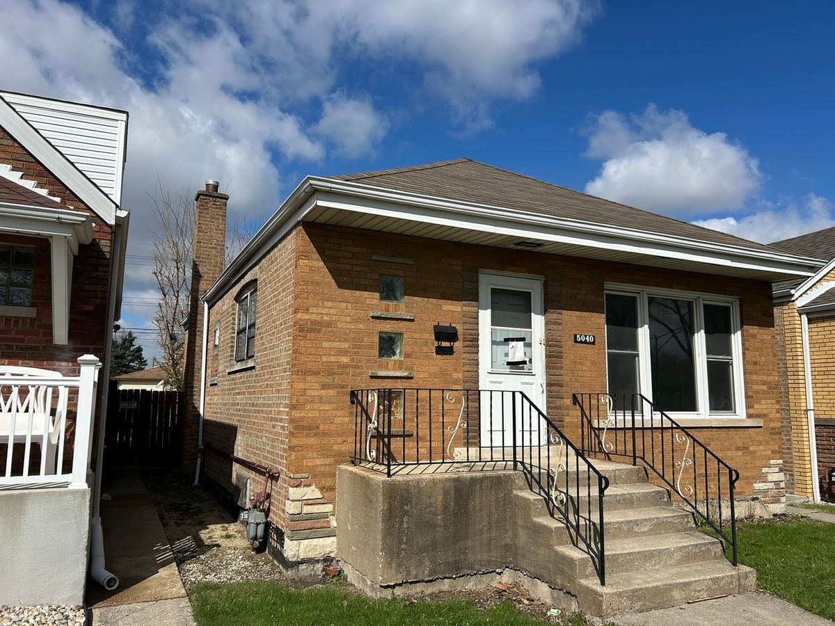 5040 LEAMINGTON Avenue, Chicago, IL 60638
