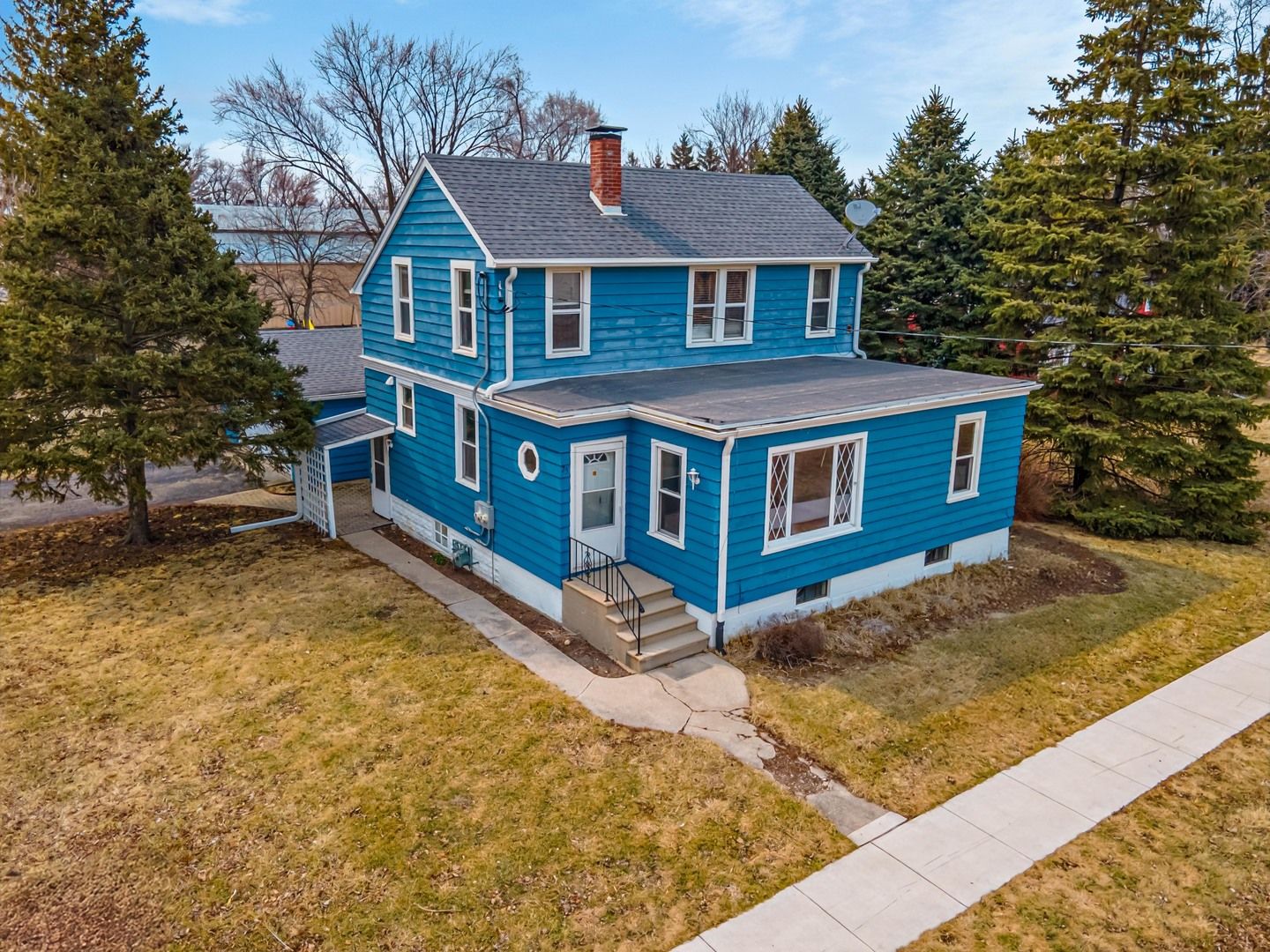 25 E Chestnut Avenue — Cortland, IL 60112