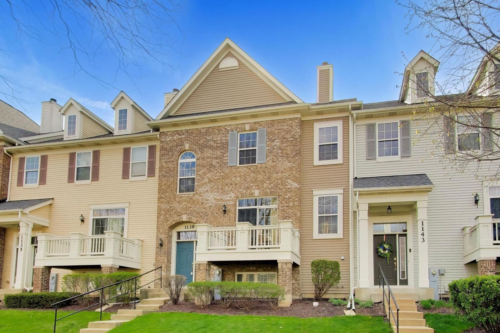 1139 Orangery Court — Carol Stream, IL 60188