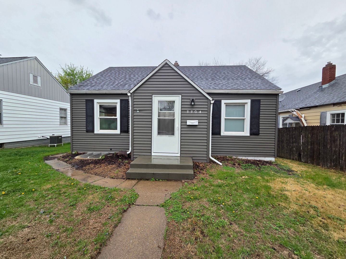 3304 12th Street — Rock Island, IL 61201