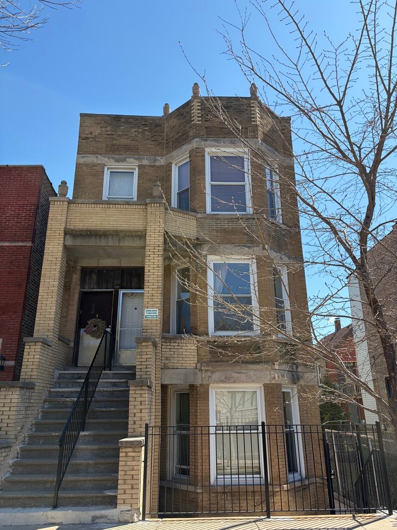 3225 Union Avenue — Chicago, IL 60616
