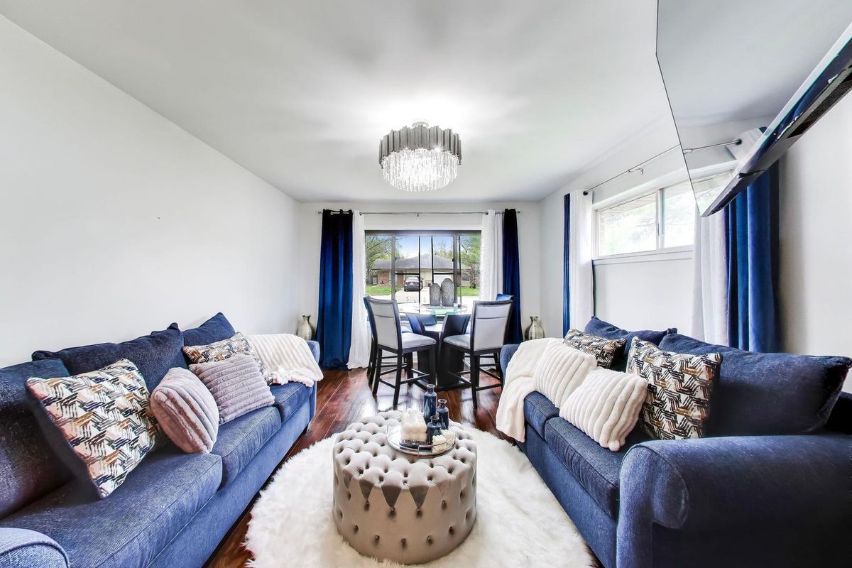 1310 Beverly Lane, Streamwood, IL 60107